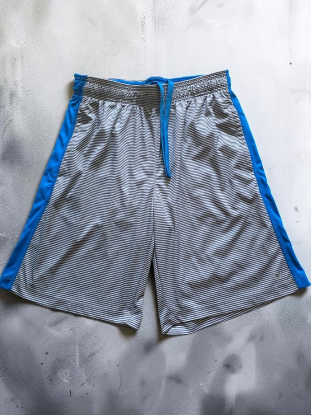 EUC LAYER 8 (MED) Qwick Dry Striped Athletic Workout Shorts